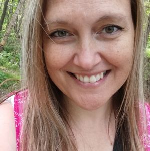 Meet your Posher, Marie-michelle